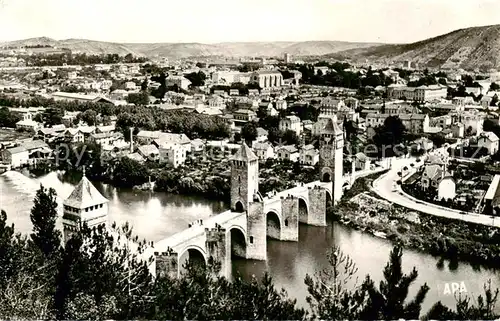 AK / Ansichtskarte Cahors_en_Quercy_46_Lot Vue generale et le Pont Valentre 