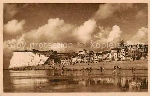 AK / Ansichtskarte Mers_Mers les Bains_80_Somme La Plage de Mers vue prise sur le sable et sa protection de galets 