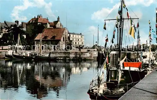 AK / Ansichtskarte Honfleur La Lieutenance et le quai Sainte Catherine Honfleur