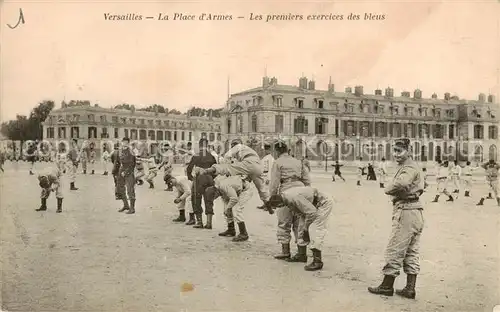 AK / Ansichtskarte Versailles_78 La Place dArmes Les premiers exercises des bleus 