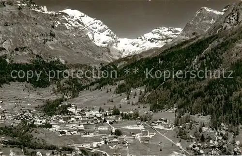 AK / Ansichtskarte Leukerbad_Loueche les Bains_VS mit Balhorn Gitzifurgge Ferdenrothorn 