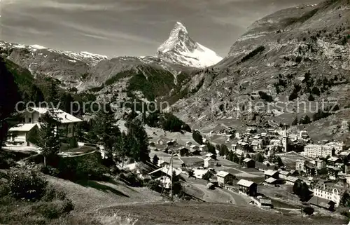 AK / Ansichtskarte Zermatt_VS Panorama mit Matterhorn Zermatt_VS
