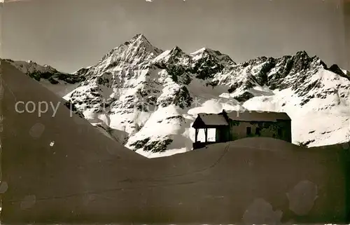 AK / Ansichtskarte Zermatt_VS Bergkapelle Maria zur Schnee am Schwarzsee mit Gabelhoerner Zermatt_VS