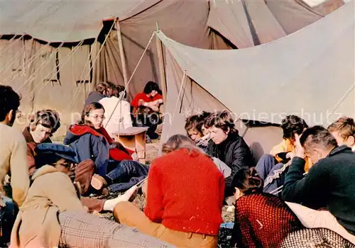 AK / Ansichtskarte Taize_71_Saone et Loire Preparation du concile des jeunes Groupe de reflexion 