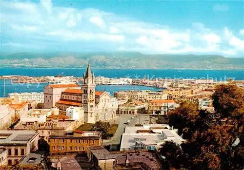 AK / Ansichtskarte 73823816 Messina_Sicilia Panorama con la Cattedrale Messina Sicilia