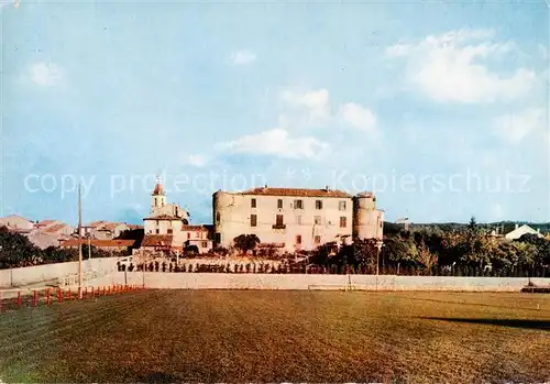 AK / Ansichtskarte Oraison Vue sur une partie de son Stade dominee par le vieux Chateau Oraison