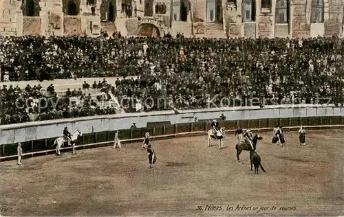 AK / Ansichtskarte Nimes_30 Les Arenes un jour de courses 