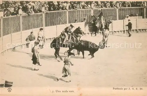 AK / Ansichtskarte  Stierkampf_Corrida_de_Toros_Bullfight Una mala vara  
