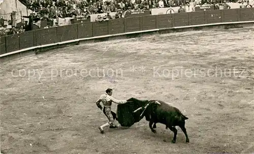 AK / Ansichtskarte  Stierkampf_Corrida_de_Toros_Bullfight Barselon Corroda de Toras  