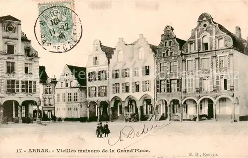 AK / Ansichtskarte Arras__62 Vieilles maisons de la Grand Place 