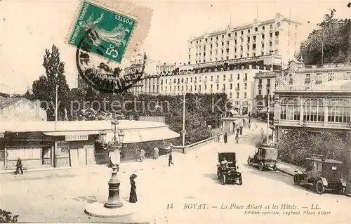 AK / Ansichtskarte Royat_63 les Bains La Place Allart et les Hotels 