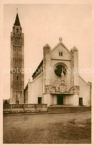 AK / Ansichtskarte Hirson La Basilique Sainte Therese Hirson