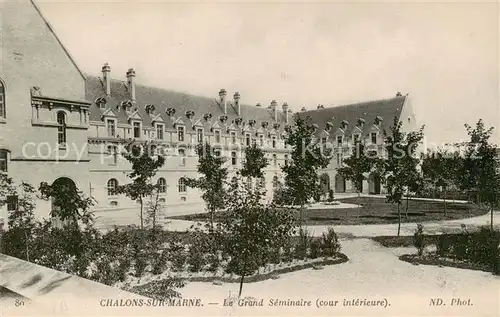 AK / Ansichtskarte Chalons sur Marne_51 Le Grand Seminaire cour interieure 