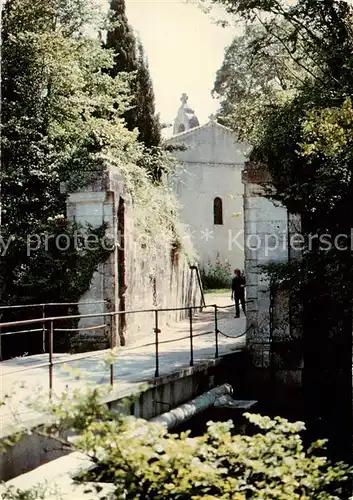 AK / Ansichtskarte Ile_d_Aix_86_Vienne Vieille porte et l eglise 