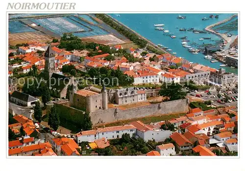 AK / Ansichtskarte Noirmoutier en l_Ile Le port le chateau et leglise Saint Philbert Vue aerienne Noirmoutier en l_Ile