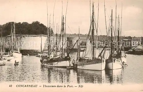 AK / Ansichtskarte Concarneau_29_Finistere Thonniers dans le Port 