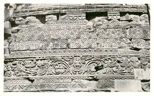 AK / Ansichtskarte  Sarnath_India Dhameckh Stuepa Details of carvings 