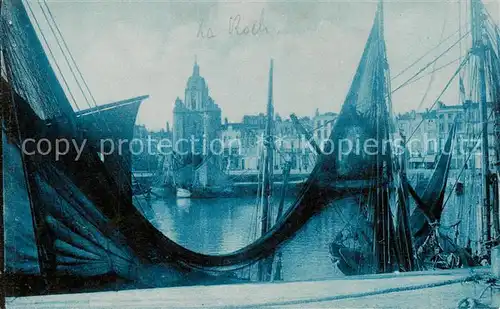 AK / Ansichtskarte La_Rochelle_17 Port de La Rochelle vers la Grosse Horloge 