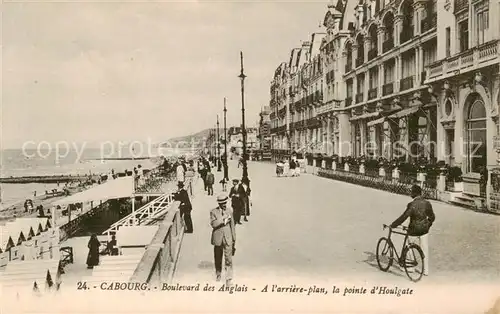 AK / Ansichtskarte Cabourg_14_Calvados Boulevard des Anglais A larriere plan la pointe d Houlgate 