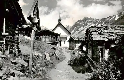 AK / Ansichtskarte Kuehmad_VS Ortspartie mit Kapelle Kuehmad_VS
