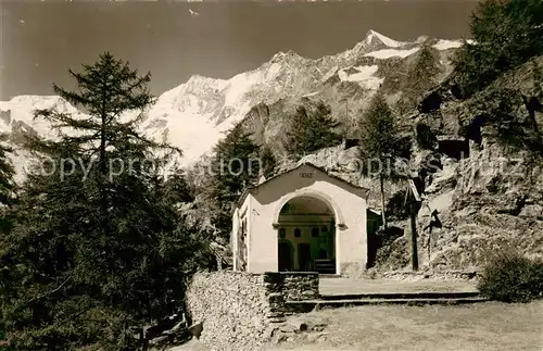 AK / Ansichtskarte Saas Fee_VS Kapelle Maria zur Hohen Stiege mit Mischabelgruppe 