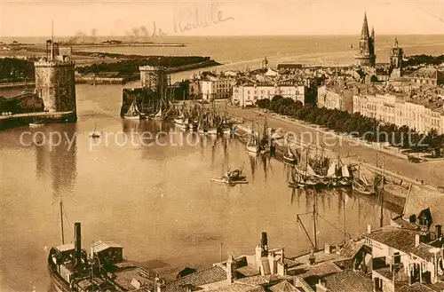 AK / Ansichtskarte La_Rochelle_17 Vue panoramique du Port de La Rochelle 