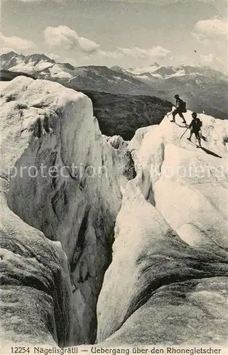 AK / Ansichtskarte Naegelisgraetli_Galenstock_3583m_UR uebergang ueber den Rhonegletscher 