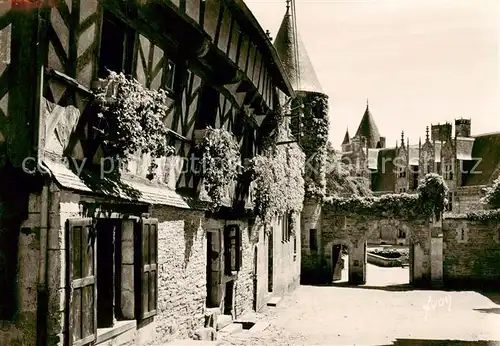 AK / Ansichtskarte Josselin Vieille maison XVIe siecle angle des Rues des Trente et du Chateau Josselin