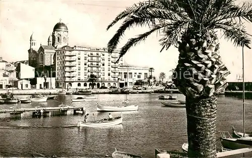 AK / Ansichtskarte Saint Raphael__83_Var Le Port et la Cathedrale 