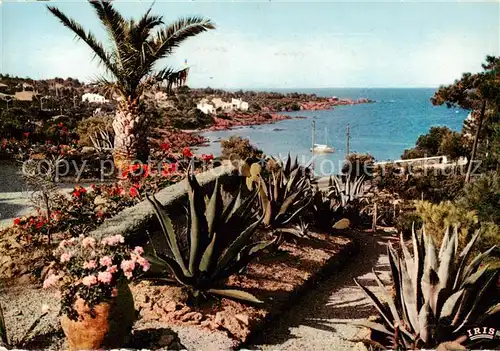 AK / Ansichtskarte Calanques des Issambres_83_Var Le Village Provencal Ses jardins