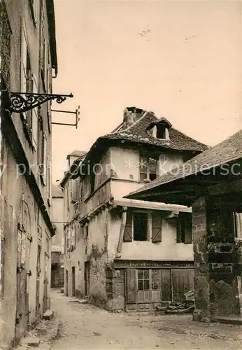 AK / Ansichtskarte Meyssac_19_Correze Le Quartier de la Halle Vieille maison 