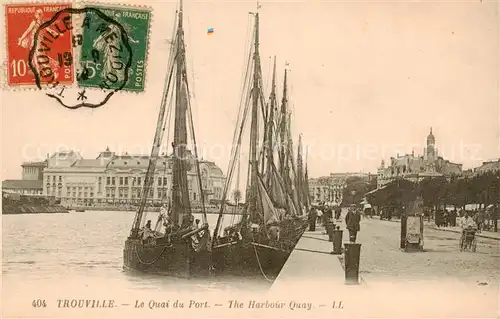 AK / Ansichtskarte Trouville sur Mer Le Quai du Port Trouville sur Mer