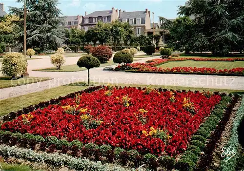 AK / Ansichtskarte Brive_19_Correze Les Jardins de la Poste avec ses beaux Massifs 