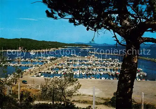 AK / Ansichtskarte Ile_de_Porquerolles Le Port Ile_de_Porquerolles