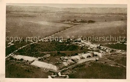 AK / Ansichtskarte Mourmelon le Grand_51 Le Camp de Mourmelon vu en avion Le Fort St Hilaire 