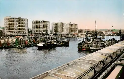 AK / Ansichtskarte Boulogne sur Mer_62 Le Port et ses nouveaux Buildings 