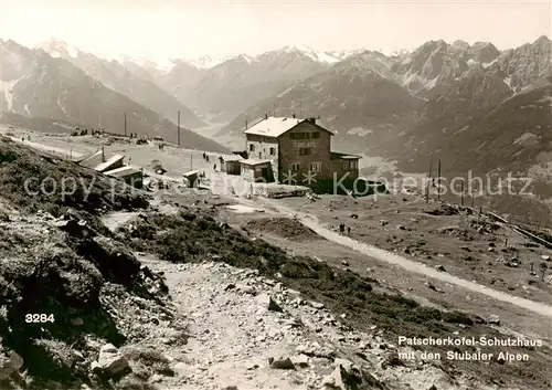 AK / Ansichtskarte  Patscherkofelhaus_1970m_Stubai_AT mit den Stubaier Alpen 