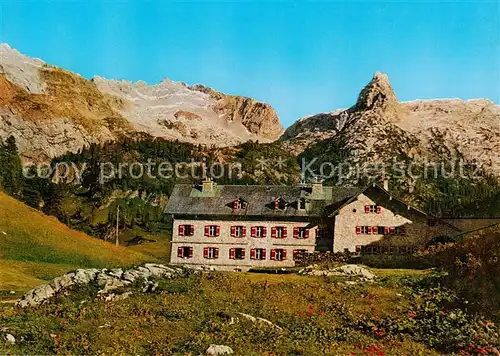 AK / Ansichtskarte  Kaerlingerhaus am Funtensee im Steinernen Meer mit Schottmalhorn Kaerlingerhaus