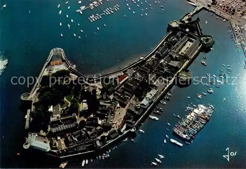 AK / Ansichtskarte Concarneau_29_Finistere la Ville Close et ses remparts construits et ses remparts et modifies par Vauban Vue aerienne 