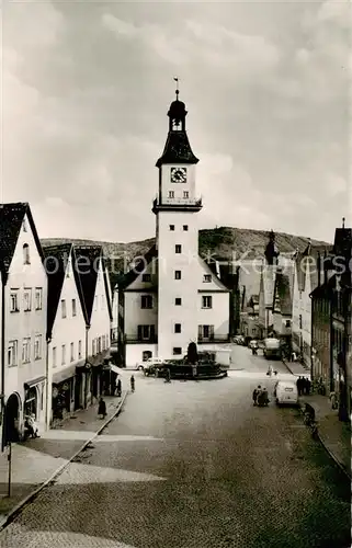 AK / Ansichtskarte Hersbruck Marktplatz mit Rathaus Hersbruck