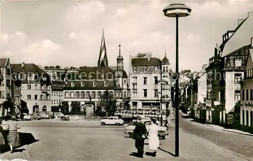 AK / Ansichtskarte  Mayen Marktplatz mit Rathaus Mayen