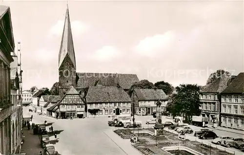 AK / Ansichtskarte  Eutin Marktplatz mit Kirche Eutin