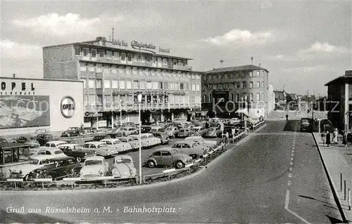 AK / Ansichtskarte  Ruesselsheim_Main Bahnhofsplatz Ruesselsheim Main