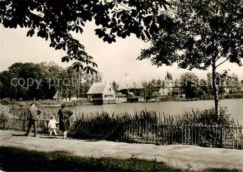 AK / Ansichtskarte  Roebel_Mueritz Seepromenade und Seglerheim Roebel Mueritz