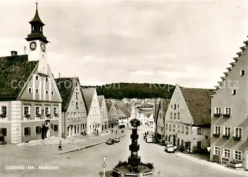 AK / Ansichtskarte Greding Marktplatz mit Heinrich Herold Brunnen Greding