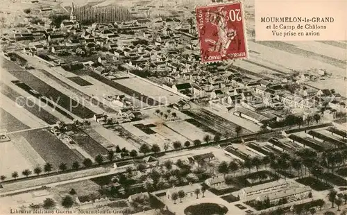 AK / Ansichtskarte Mourmelon le Grand_51 et le Camp de Chalons Vue aerienne 
