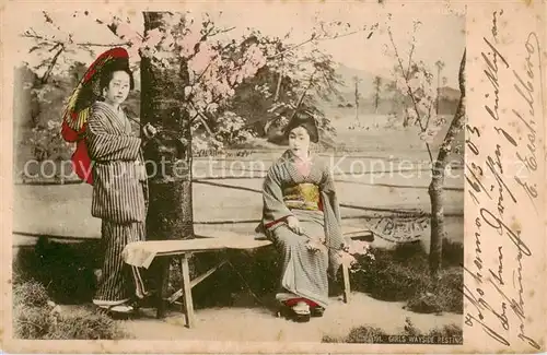 AK / Ansichtskarte Tokyo_Tokio_JP Geishas im Park 