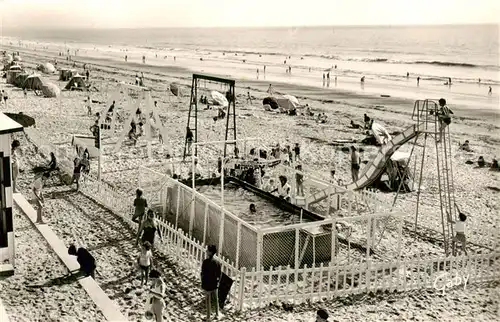 AK / Ansichtskarte Jullouville La Piscine et la Plage Jullouville