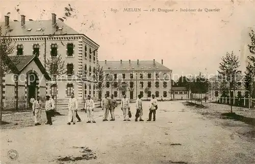 AK / Ansichtskarte  Melun_77 Dragons Interieur du Quartier 