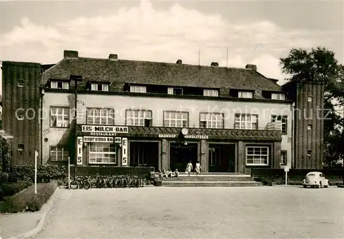 AK / Ansichtskarte Wandlitzsee_Wandlitz Bahnhof und Eis Milch Bar 